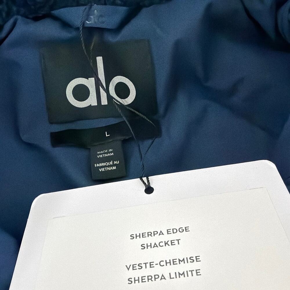 Alo Yoga Unisex Navy Sherpa Edge Shacket Size L - Picture 5 of 10